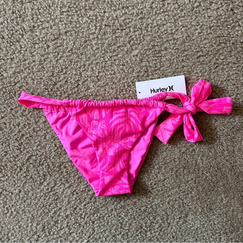 NWT Hurley, Jungle Walk Cheeky Soft Tie Bikini Bottom, Size Women’s Small, pink